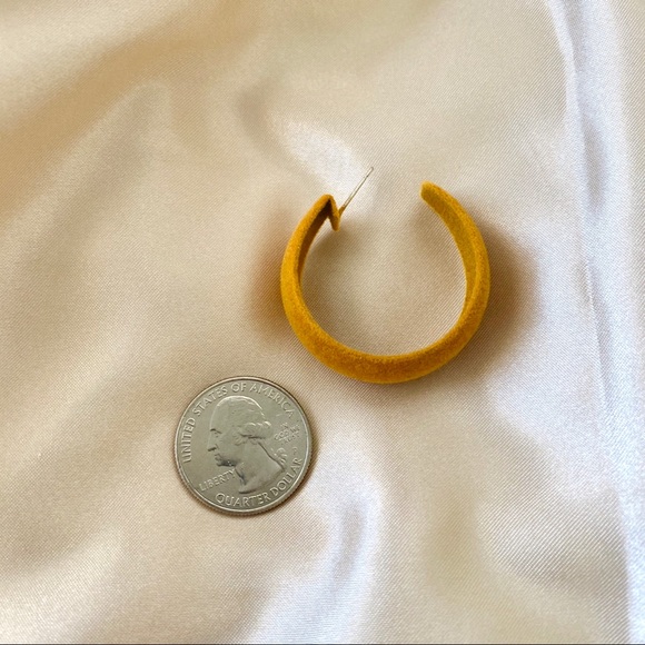 💙💕Last one Sterling Silver Velvet Fabric Earring - Picture 8 of 10